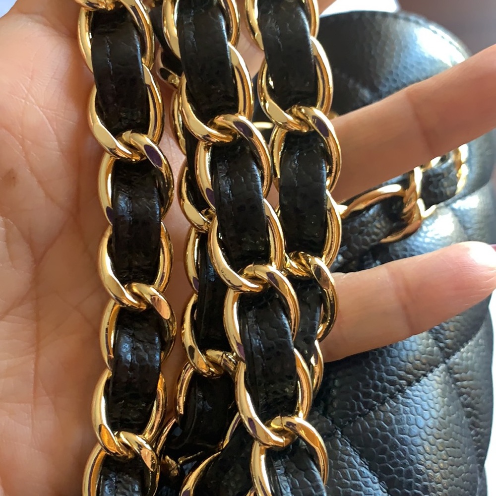 Strap for monica